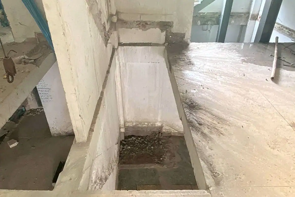 ตัดพื้นบันไดตึกแถว-07