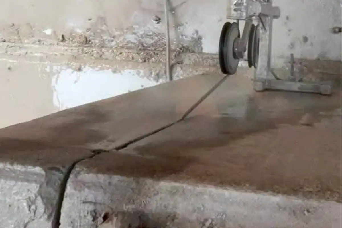 ตัดแท่นเครื่องจักรคอนกรีต-05